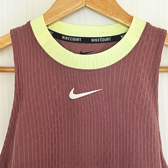 NWT Nike Dri-FIT - Picture 3 of 4